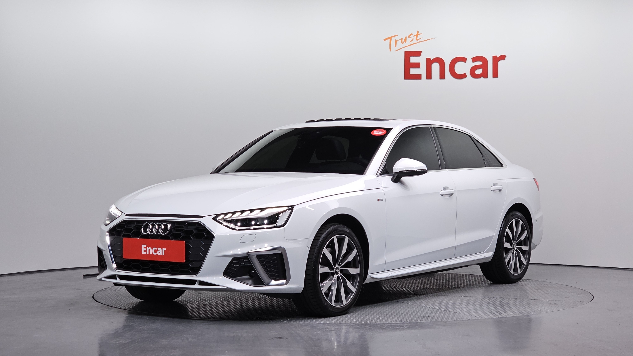 Audi A4 (B9)