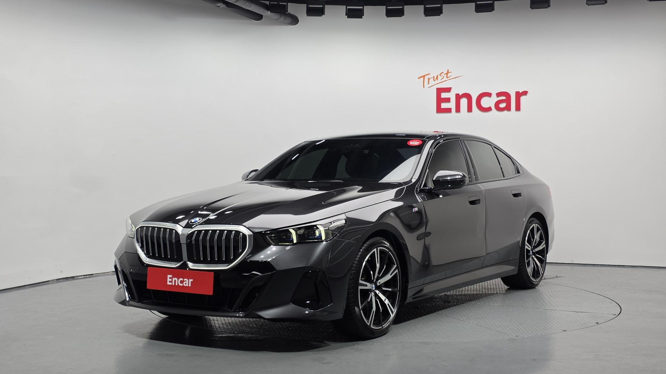 BMW 5 Series (G60)