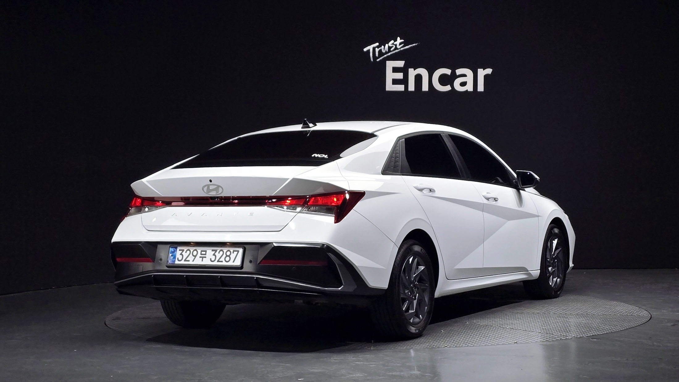 Hyundai Avante Hybrid