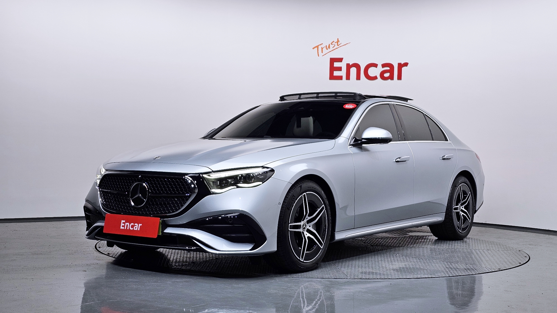 Mercedes-Benz E-Class W214