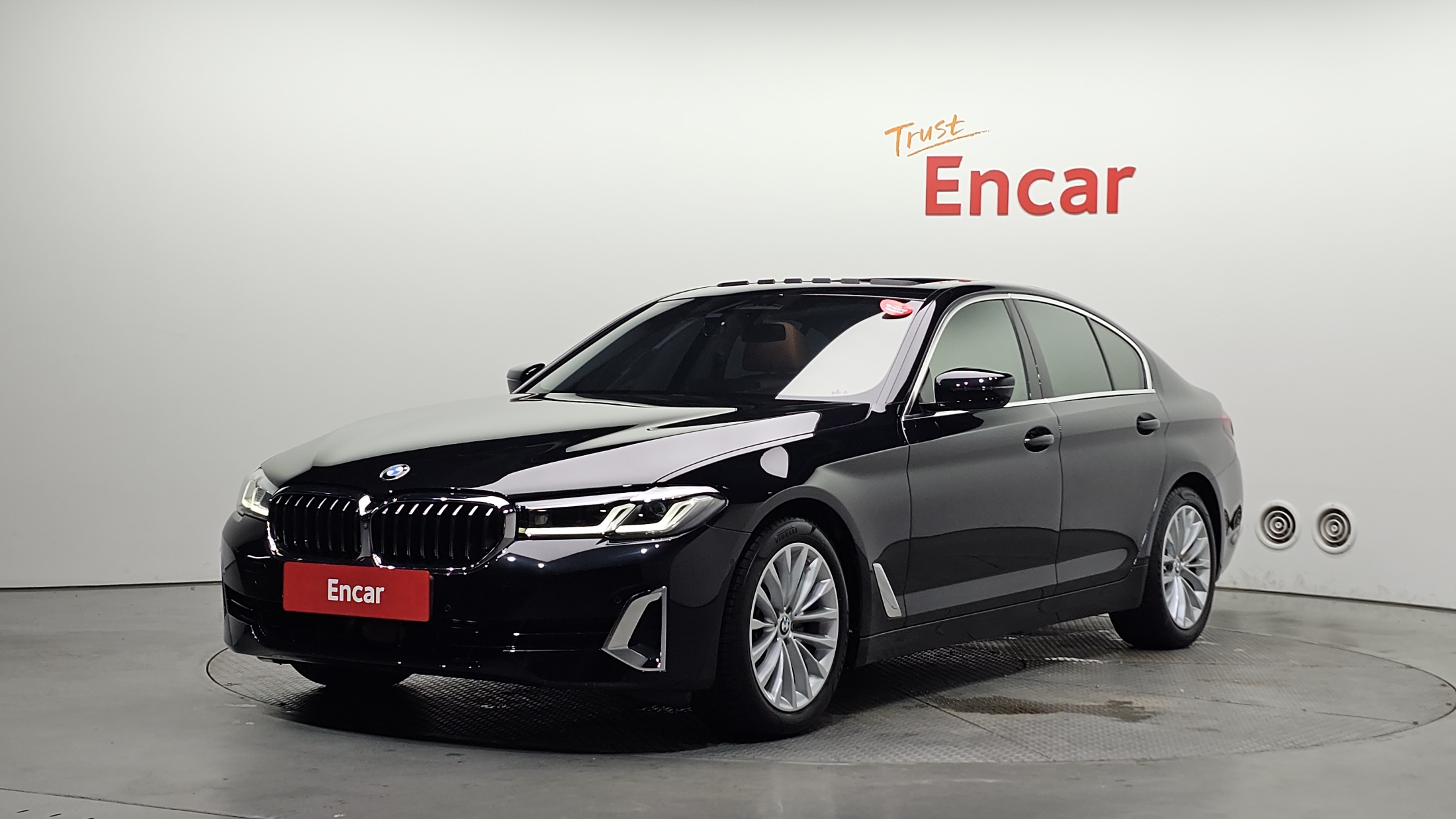 BMW 5 Series (G30)