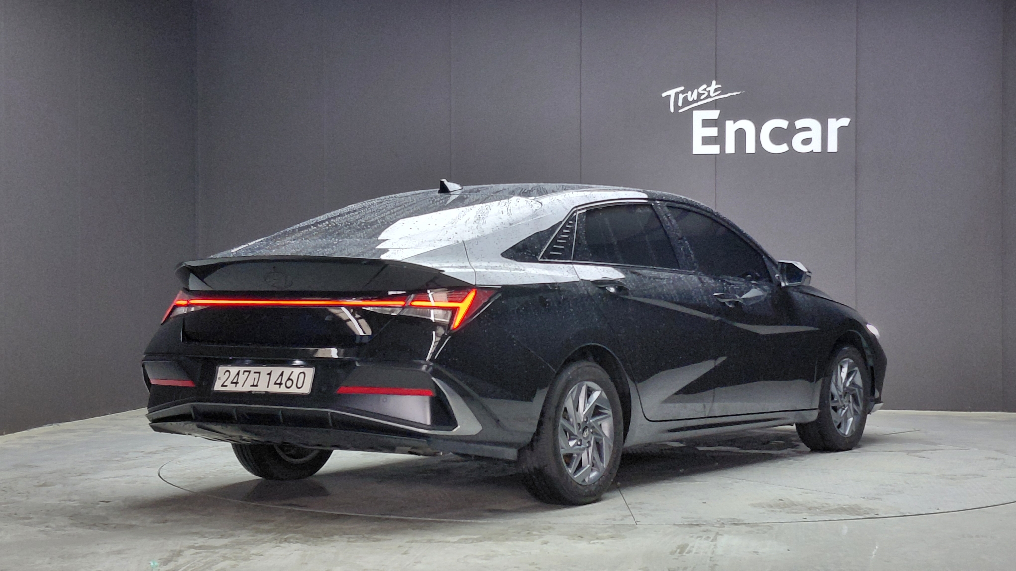 Hyundai Avante Hybrid