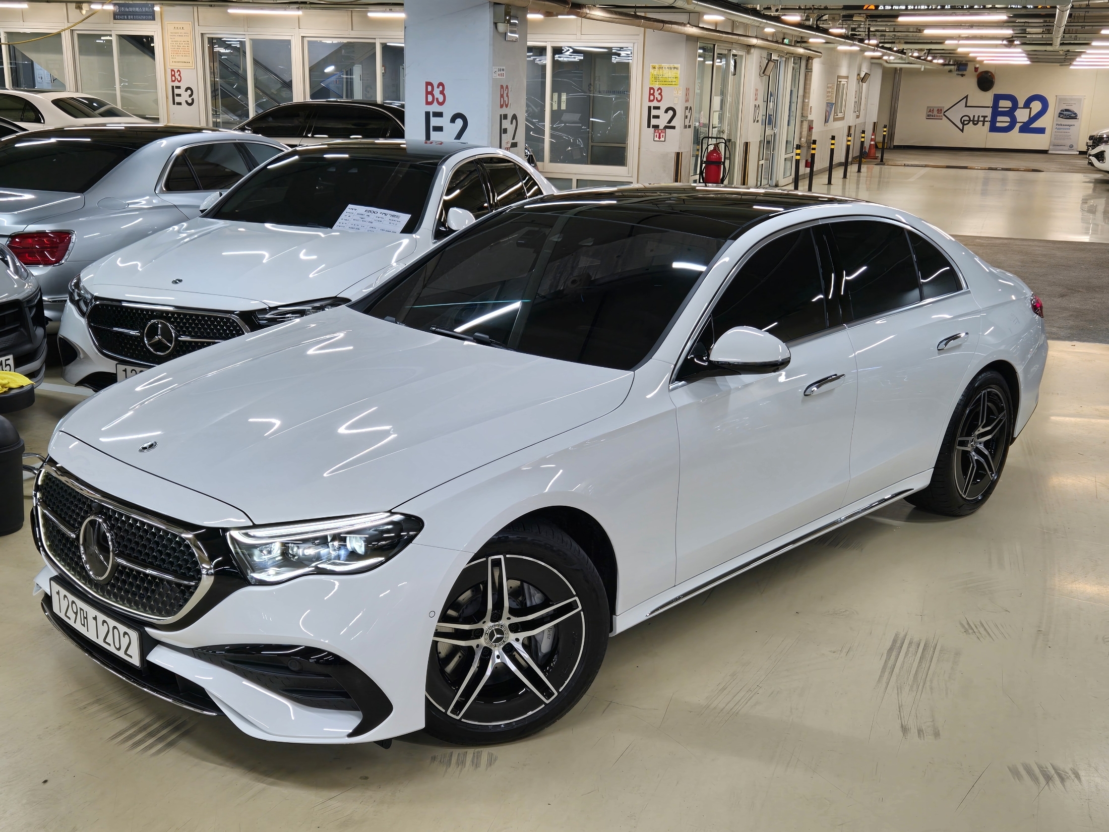 Mercedes-Benz E-Class W214