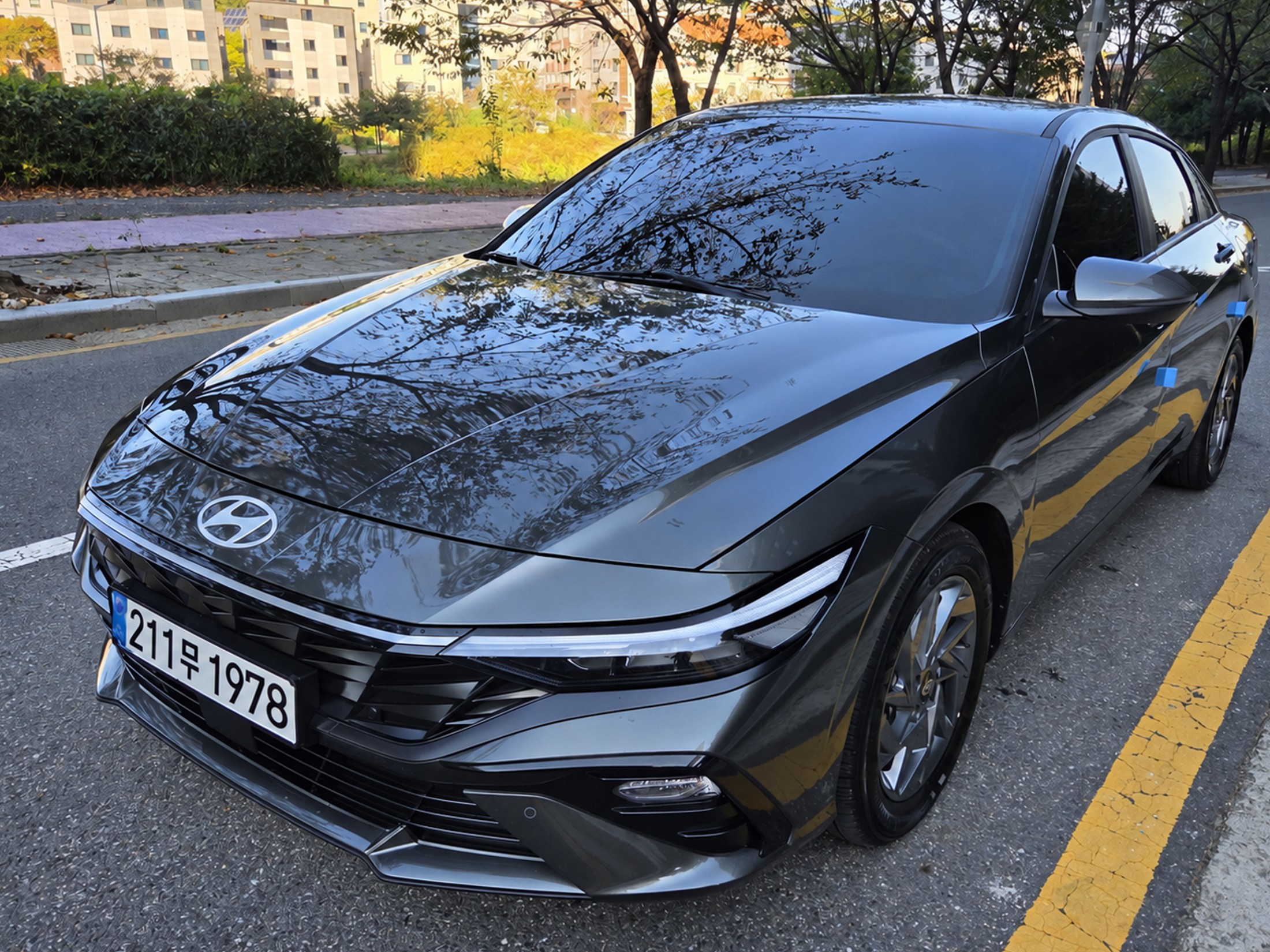 Hyundai Avante Hybrid