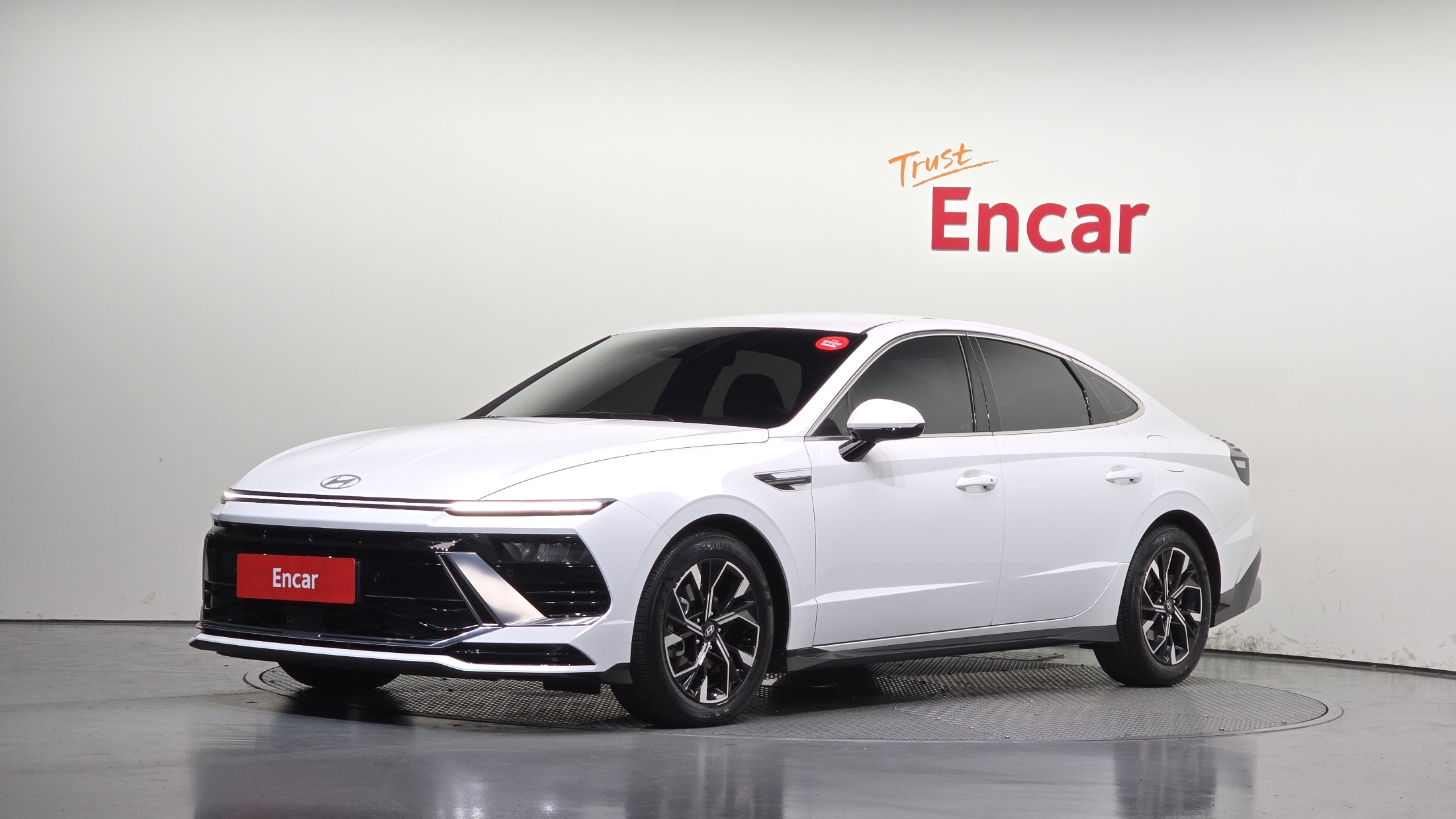 Hyundai Sonata (DN8)